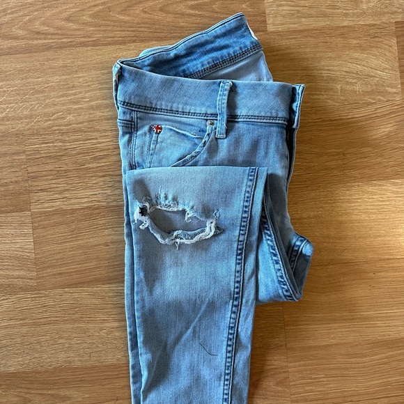 Hudson skinny jeans. Size 27 - Picture 4 of 5